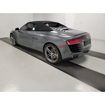 Audi R8  Kabriolet 2012,  5.2 benzyna, automat - Na sprzedaż za 351 780 zł - Katowice - zdjęcie 6