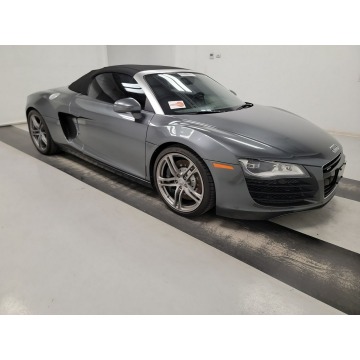 Audi R8  Kabriolet 2012,  5.2 benzyna, automat - Na sprzedaż za 351 780 zł - Katowice - zdjęcie 3