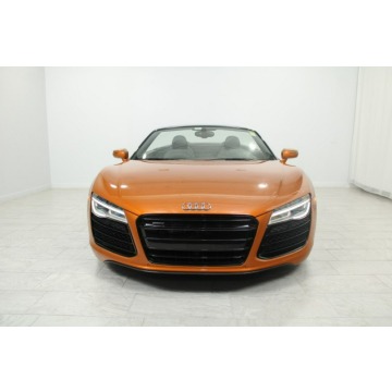 Audi R8  Kabriolet 2015,  5.2 benzyna, automat - Na sprzedaż za 399 750 zł - Katowice - zdjęcie 3