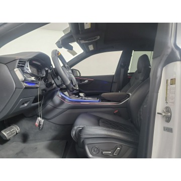 Audi SQ8  SUV 2022,  4.0 benzyna, automat - Na sprzedaż za 307 500 zł - Katowice - zdjęcie 8