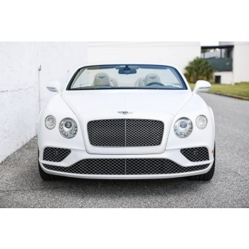 Bentley   Kabriolet 2017,  6.0 benzyna, automat - Na sprzedaż za 643 782 zł - Katowice - zdjęcie 3