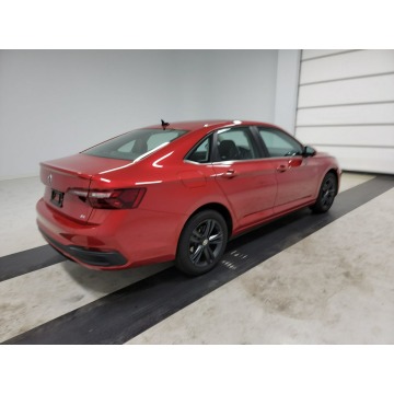 Volkswagen Jetta  Sedan/Limuzyna 2022,  1.5 benzyna, automat - Na sprzedaż za 90 405 zł - Katowice - zdjęcie 4
