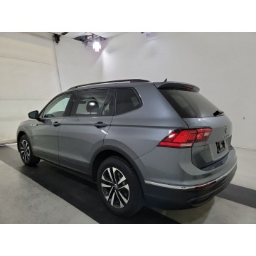 Volkswagen Tiguan  SUV 2023,  2.0 benzyna, automat - Na sprzedaż za 167 280 zł - Katowice - zdjęcie 6