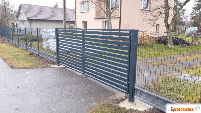 Ogrodzenia panelowe montasz - Usługi remontowo-budowlane - Lublin