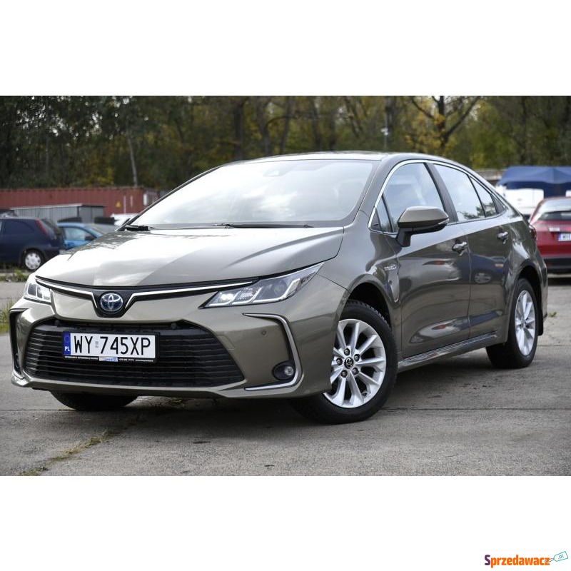 Toyota Corolla  Sedan/Limuzyna 2020,  1.8 hybryda - Na sprzedaż za 86 900 zł - Warszawa