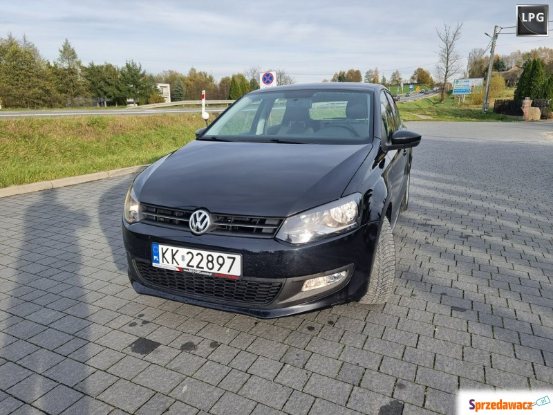 Volkswagen Polo  Hatchback 2010,  1.4 benzyna+LPG - Na sprzedaż za 23 900 zł - Wieliczka