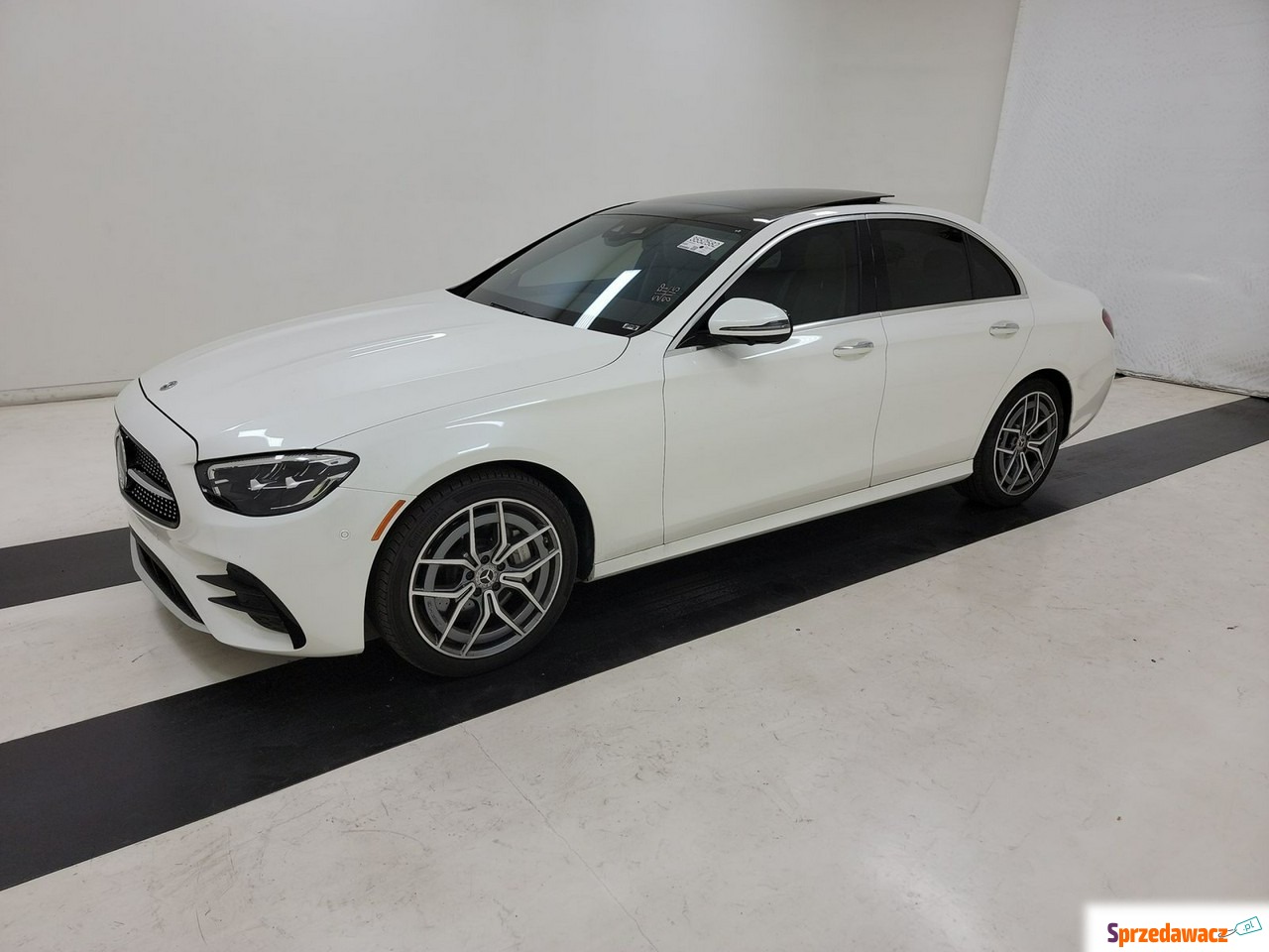 Mercedes - Benz E-klasa 2022