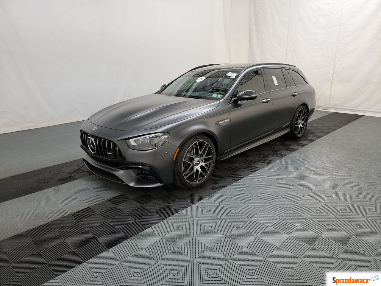 Mercedes - Benz E-klasa 2023