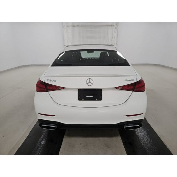 Mercedes - Benz C-klasa  Sedan/Limuzyna 2023,  2.0 benzyna, automat - Na sprzedaż za 151 290 zł - Katowice - zdjęcie 5