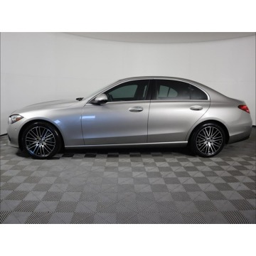 Mercedes - Benz C-klasa  Sedan/Limuzyna 2023,  2.0 benzyna, automat - Na sprzedaż za 151 290 zł - Katowice - zdjęcie 4