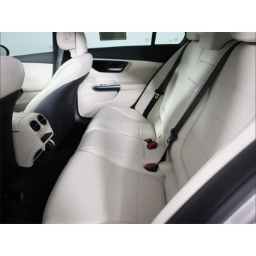 Mercedes - Benz C-klasa  Sedan/Limuzyna 2023,  2.0 benzyna, automat - Na sprzedaż za 151 290 zł - Katowice - zdjęcie 7
