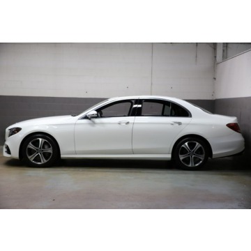 Mercedes - Benz E-klasa  Sedan/Limuzyna 2020,  2.0 benzyna, automat - Na sprzedaż za 115 620 zł - Katowice - zdjęcie 4