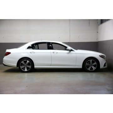 Mercedes - Benz E-klasa  Sedan/Limuzyna 2020,  2.0 benzyna, automat - Na sprzedaż za 115 620 zł - Katowice - zdjęcie 5