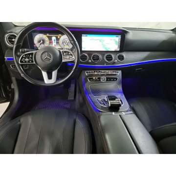 Mercedes - Benz E-klasa  Sedan/Limuzyna 2020,  2.0 benzyna, automat - Na sprzedaż za 108 240 zł - Katowice - zdjęcie 8