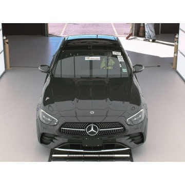 Mercedes - Benz E-klasa  Sedan/Limuzyna 2023,  2.0 benzyna, automat - Na sprzedaż za 185 718 zł - Katowice - zdjęcie 2