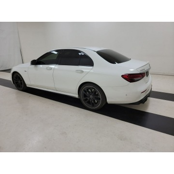 Mercedes - Benz E-klasa  Kabriolet 2022,  3.0 benzyna, automat - Na sprzedaż za 232 470 zł - Katowice - zdjęcie 4