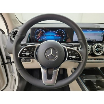 Mercedes - Benz EQB-klasa  SUV 2023 elektryczny, automat - Na sprzedaż za 166 050 zł - Katowice - zdjęcie 8
