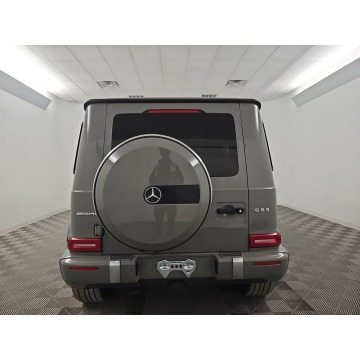 Mercedes - Benz G-klasa  SUV 2022,  4.0 benzyna, automat - Na sprzedaż za 745 380 zł - Katowice - zdjęcie 5