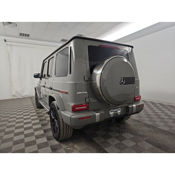 Mercedes - Benz G-klasa  SUV 2022,  4.0 benzyna, automat - Na sprzedaż za 737 999 zł - Katowice - zdjęcie 4