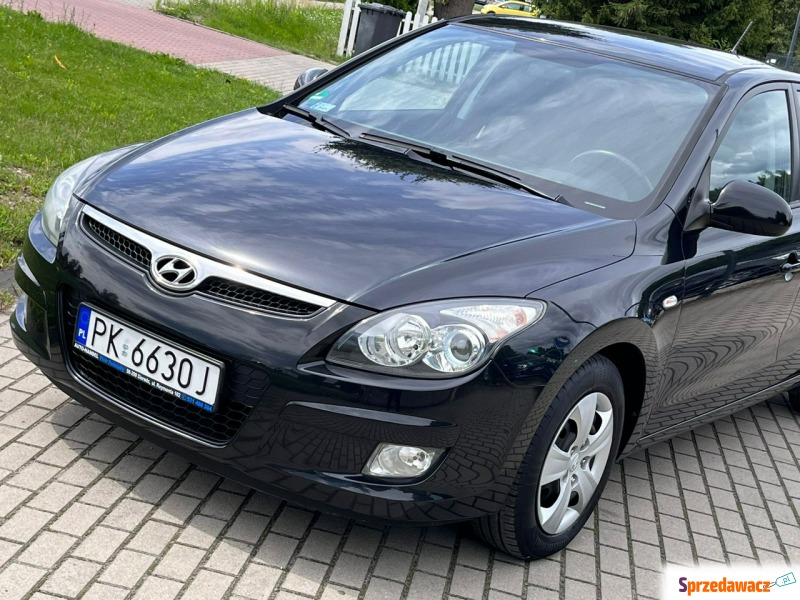 Hyundai i30  Hatchback 2009,  1.4 benzyna - Na sprzedaż za 18 900 zł - Zduńska Wola