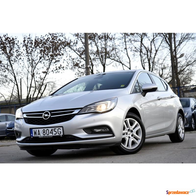 Opel Astra  Hatchback 2019,  1.4 benzyna - Na sprzedaż za 63 837 zł - Warszawa