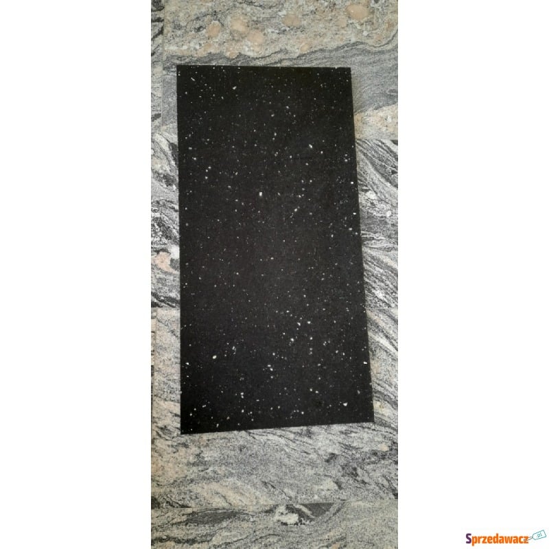 Konglomerat kwarcowy Negro Luciente 60x30x2 mat - Płytki podłogowe - Przemyśl