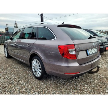 Skoda Superb 2013,  2.0 diesel, automat - Na sprzedaż za 46 900 zł - Lębork - zdjęcie 8