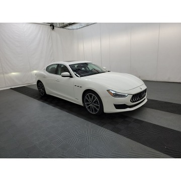 Maserati Ghibli  Sedan/Limuzyna 2019,  3.0 benzyna, automat - Na sprzedaż za 97 170 zł - Katowice - zdjęcie 3