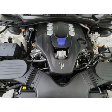 Maserati Ghibli  Sedan/Limuzyna 2021,  3.0 benzyna, automat - Na sprzedaż za 146 370 zł - Katowice - zdjęcie 8
