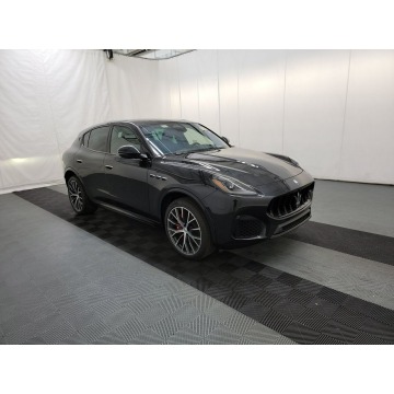 Maserati   SUV 2023,  2.0 hybryda, automat - Na sprzedaż za 220 170 zł - Katowice - zdjęcie 3