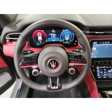 Maserati   SUV 2023,  2.0 hybryda, automat - Na sprzedaż za 207 870 zł - Katowice - zdjęcie 7