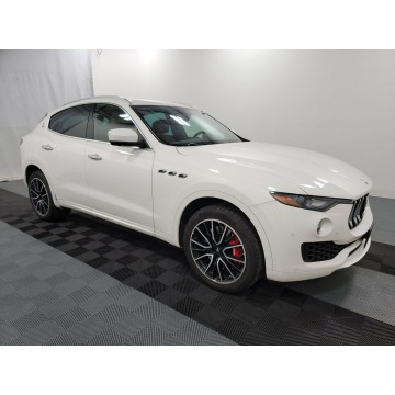 Maserati Levante  SUV 2019,  3.0 hybryda, automat - Na sprzedaż za 105 780 zł - Katowice - zdjęcie 3