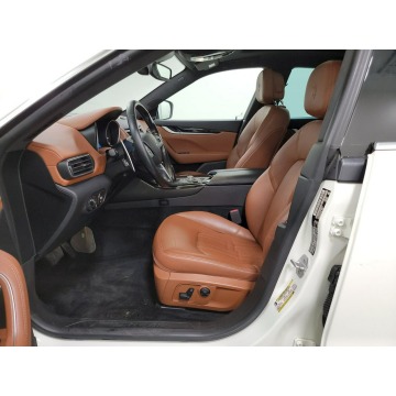 Maserati Levante  SUV 2019,  3.0 hybryda, automat - Na sprzedaż za 105 780 zł - Katowice - zdjęcie 6