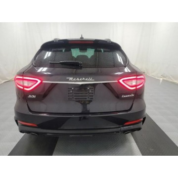 Maserati Levante  SUV 2019,  3.8 benzyna, automat - Na sprzedaż za 145 140 zł - Katowice - zdjęcie 4