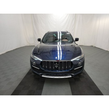 Maserati Levante  SUV 2020,  3.0 hybryda, automat - Na sprzedaż za 158 670 zł - Katowice - zdjęcie 2
