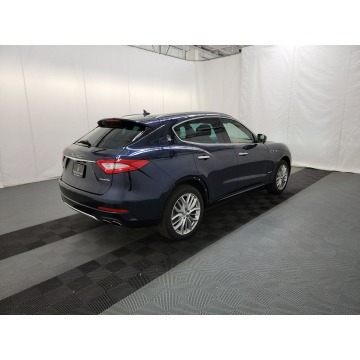 Maserati Levante  SUV 2020,  3.0 hybryda, automat - Na sprzedaż za 158 670 zł - Katowice - zdjęcie 3