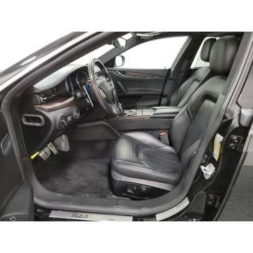 Maserati Quattroporte  Sedan/Limuzyna 2019,  3.0 benzyna, automat - Na sprzedaż za 118 080 zł - Katowice - zdjęcie 8