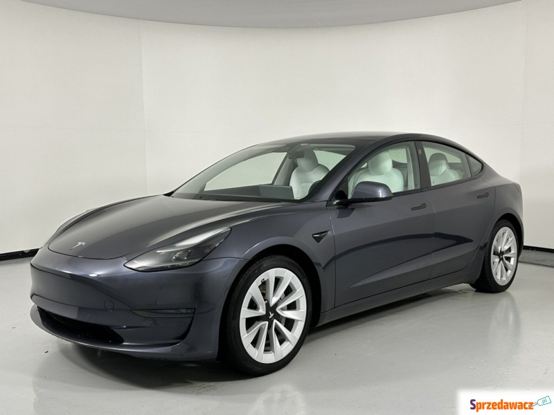 Tesla Model 3  Sedan/Limuzyna 2021,  0.0 zasilanie elektryczne - Na sprzedaż za 95 940 zł - Katowice