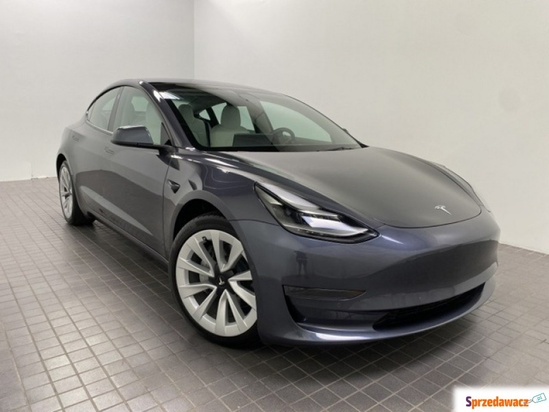 Tesla Model 3  Sedan/Limuzyna 2022,  0.0 zasilanie elektryczne - Na sprzedaż za 100 860 zł - Katowice