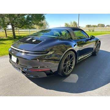 Porsche 911  Kabriolet 2023,  3.0 benzyna, automat - Na sprzedaż za 793 350 zł - Katowice - zdjęcie 5