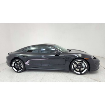 Porsche Taycan  Sedan/Limuzyna 2022 elektryczny, automat - Na sprzedaż za 252 150 zł - Katowice - zdjęcie 3