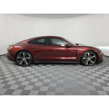 Porsche Taycan  Sedan/Limuzyna 2021 elektryczny, automat - Na sprzedaż za 249 690 zł - Katowice - zdjęcie 3