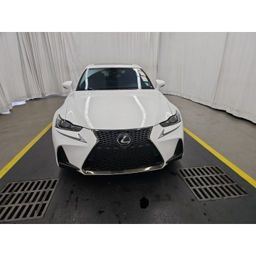 Lexus IS  Sedan/Limuzyna 2020,  3.5 benzyna, automat - Na sprzedaż za 109 470 zł - Katowice - zdjęcie 2