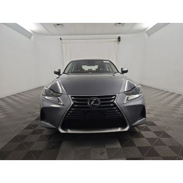 Lexus IS  Sedan/Limuzyna 2020,  2.0 benzyna, automat - Na sprzedaż za 91 020 zł - Katowice - zdjęcie 2