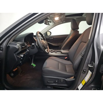 Lexus IS  Sedan/Limuzyna 2020,  2.0 benzyna, automat - Na sprzedaż za 91 020 zł - Katowice - zdjęcie 8