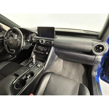 Lexus IS  Sedan/Limuzyna 2022,  2.0 benzyna, automat - Na sprzedaż za 112 422 zł - Katowice - zdjęcie 6