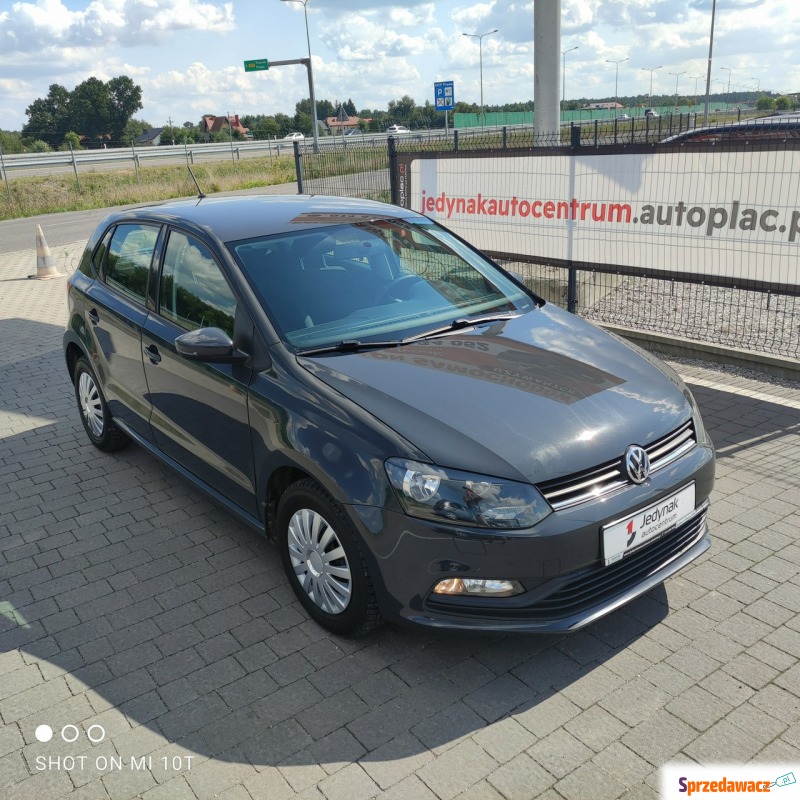 Volkswagen Polo  Hatchback 2015,  1.0 benzyna - Na sprzedaż za 39 800 zł - Lipówki
