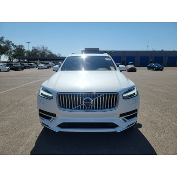 Volvo   SUV 2021,  2.0 hybryda, automat - Na sprzedaż za 148 830 zł - Katowice - zdjęcie 2
