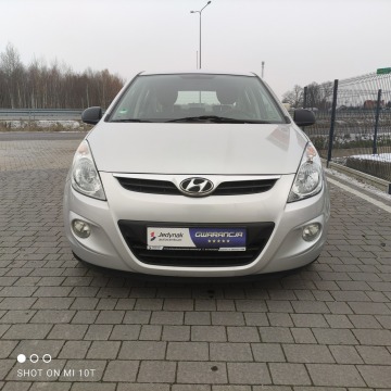 Hyundai i20  Hatchback 2011,  1.2 benzyna - Na sprzedaż za 14 800 zł - Lipówki - zdjęcie 3