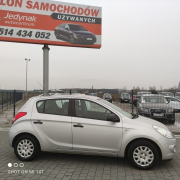 Hyundai i20  Hatchback 2011,  1.2 benzyna - Na sprzedaż za 14 800 zł - Lipówki - zdjęcie 7